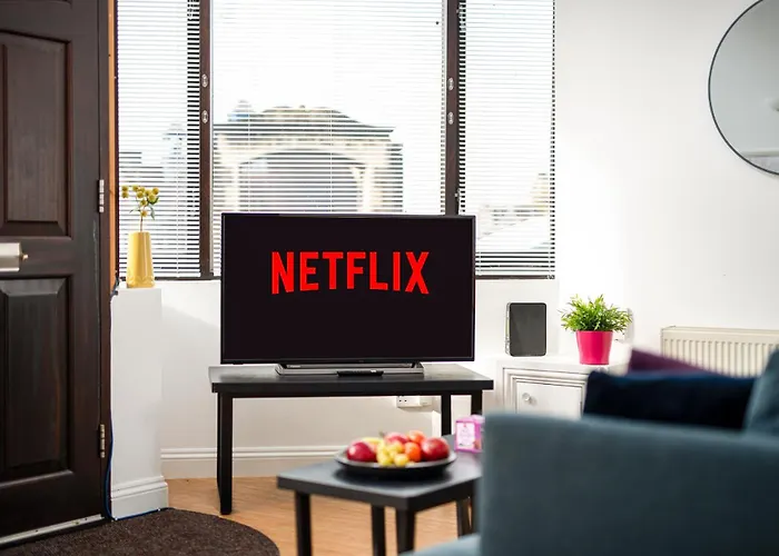 Large 1 Bed Flat-long Stays-by Matchstickstays * Μπρίστολ